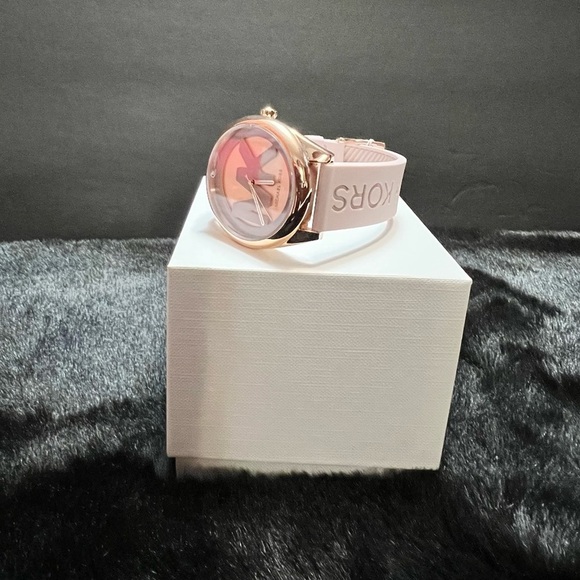 Michael Kors watch - Picture 2 of 8